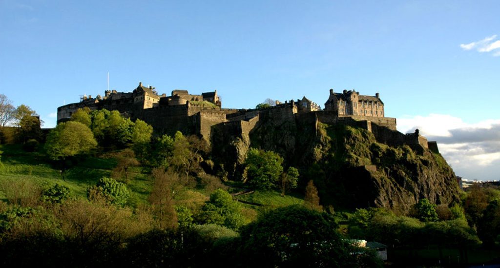 Holiday Accommodation Edinburgh, Scotland UK