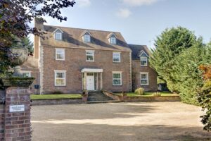 Lambourn House, Holiday Accommodation, Functions, Events & Corporate, Lambourn, Berkshire, UK