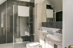 Lambourn House, Holiday Accommodation, Functions, Events & Corporate, Lambourn, Berkshire, UK